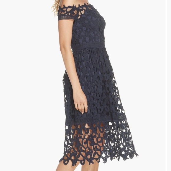 NWT Chi Chi formal dress - Picture 14 of 15